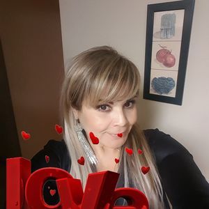 Meet your Posher, Rocio